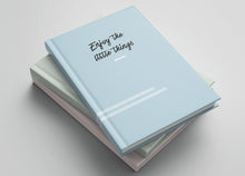 Lade das Bild in den Galerie-Viewer, Enjoy the little things - individueller Jahresplaner (Buch)